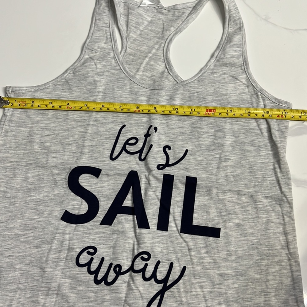Woman’s gray tank top size medium - Picture 5 of 5